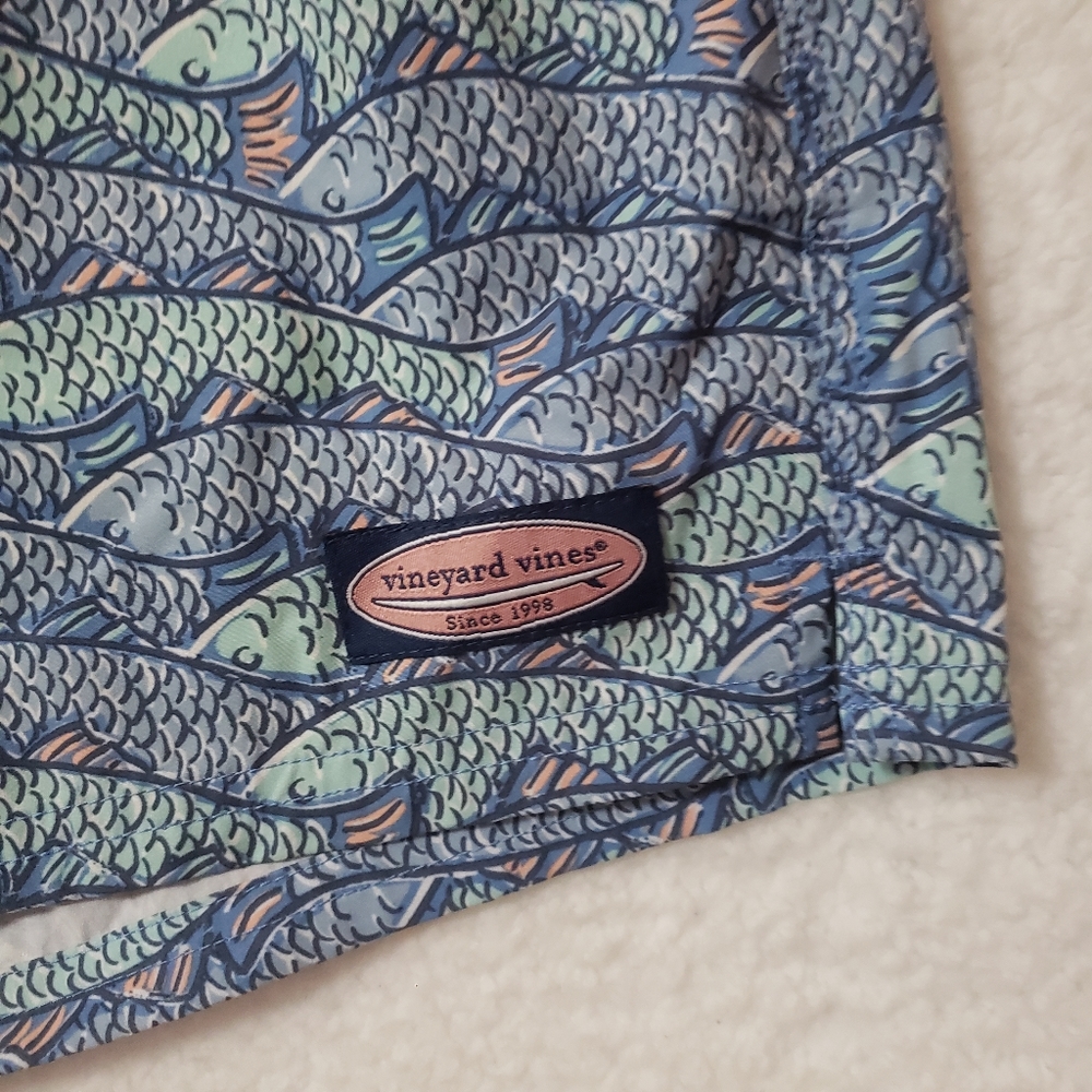 Vineyard vines fish print swim short mens size L - Picture 3 of 12